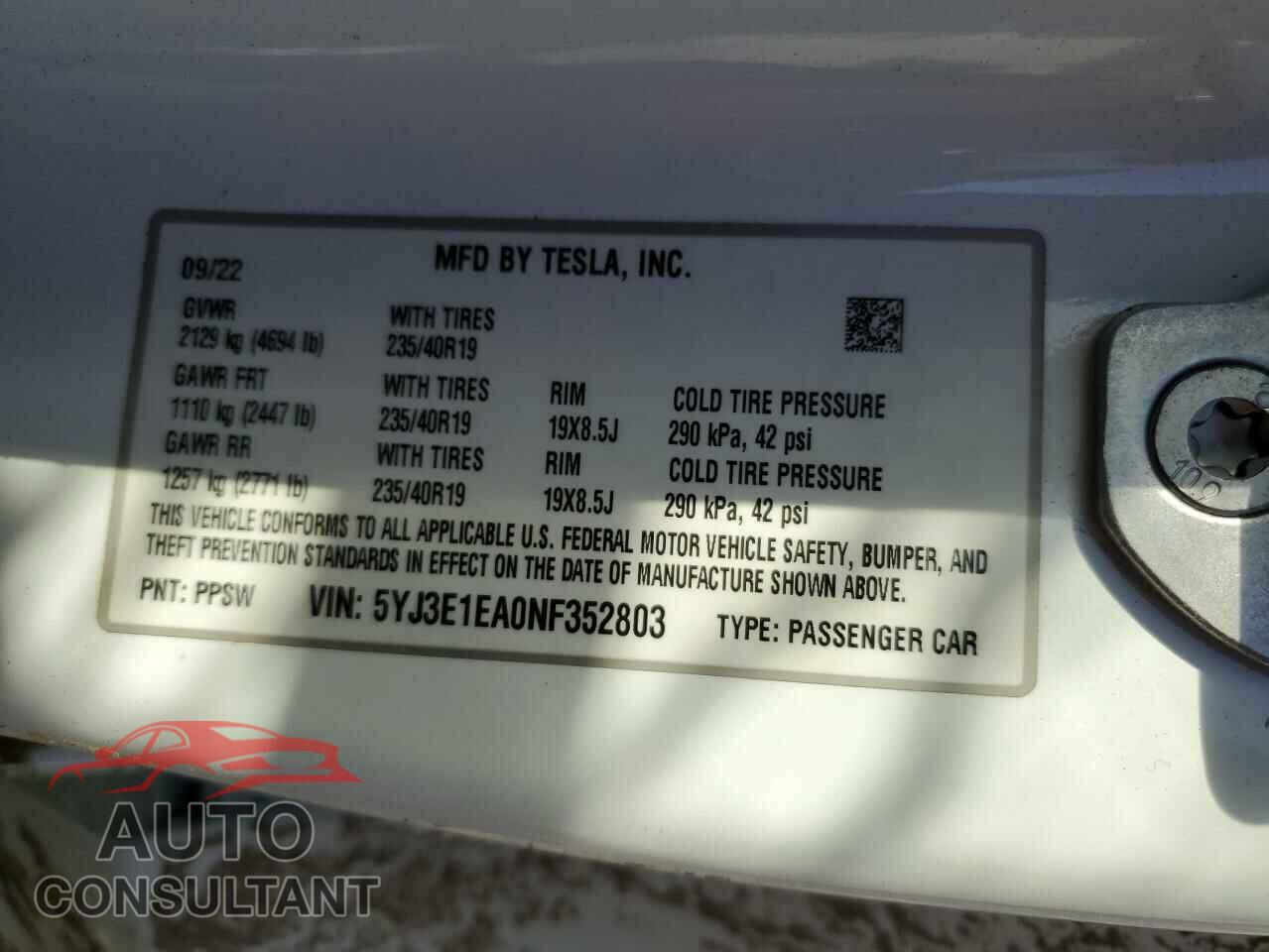 TESLA MODEL 3 2022 - 5YJ3E1EA0NF352803