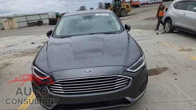 FORD FUSION 2019 - 3FA6P0CD8KR246288