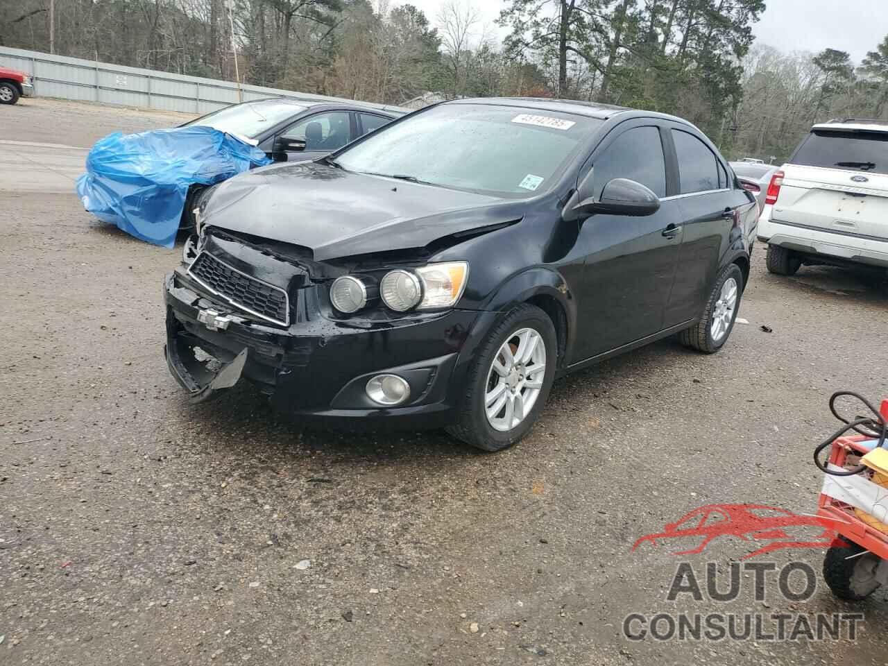 CHEVROLET SONIC 2012 - 1G1JC5SH8C4180040