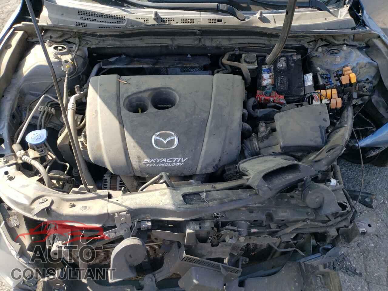 MAZDA 3 2017 - 3MZBN1U76HM103050