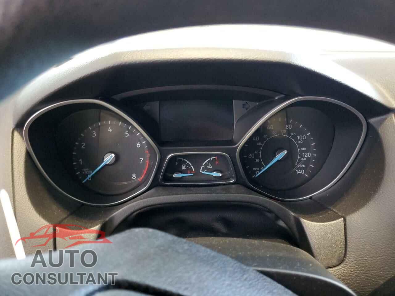 FORD FOCUS 2017 - 1FADP3K29HL277260