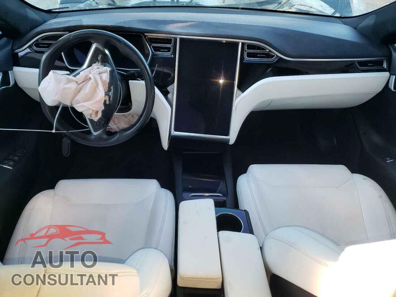 TESLA MODEL S 2017 - 5YJSA1E2XHF199948