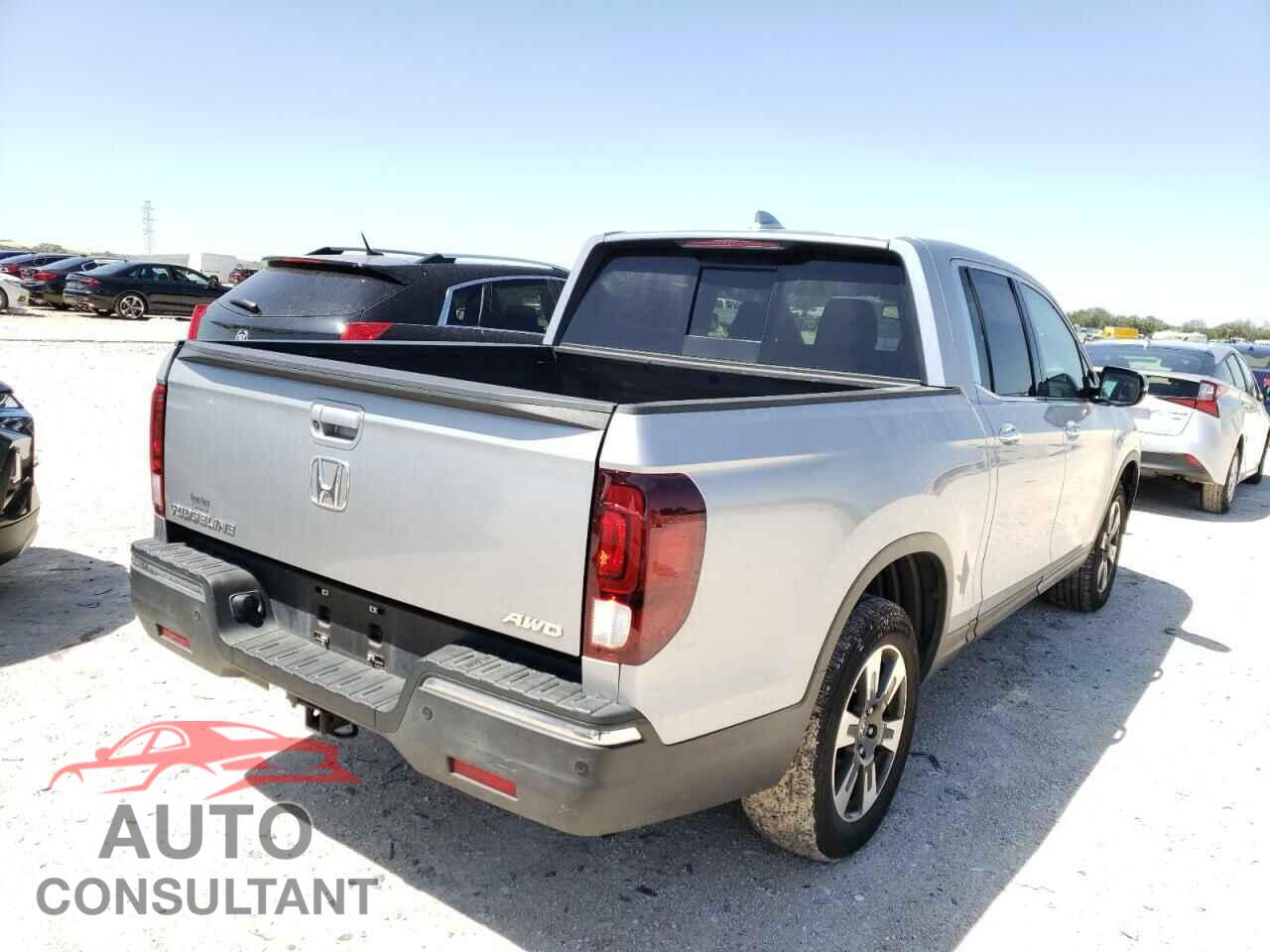 HONDA RIDGELINE 2018 - 5FPYK3F74JB008809