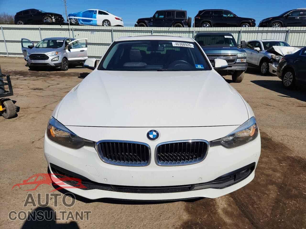 BMW 3 SERIES 2016 - WBA8E5G56GNU21783