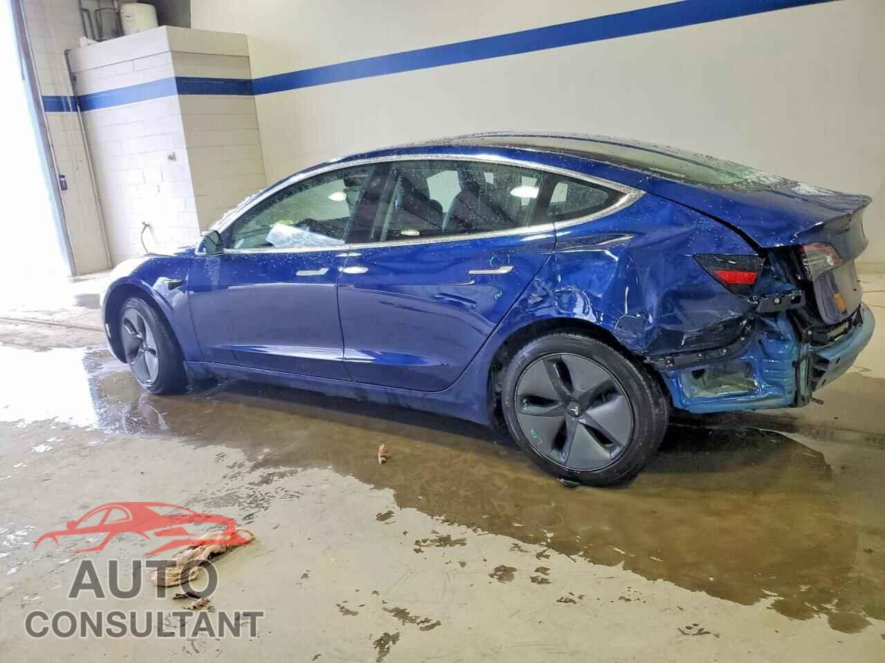 TESLA MODEL 3 2018 - 5YJ3E1EA3JF009011