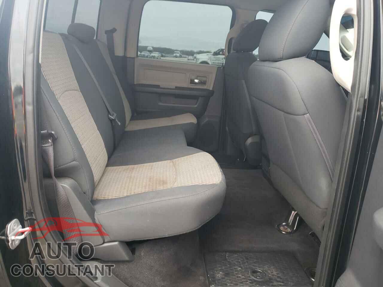 DODGE RAM 1500 2012 - 1C6RD7LT8CS299134