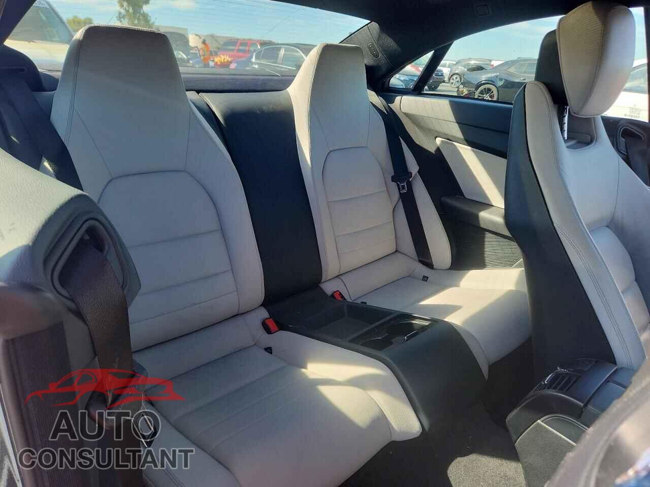 MERCEDES-BENZ E-CLASS 2012 - WDDKJ7DB3CF177143