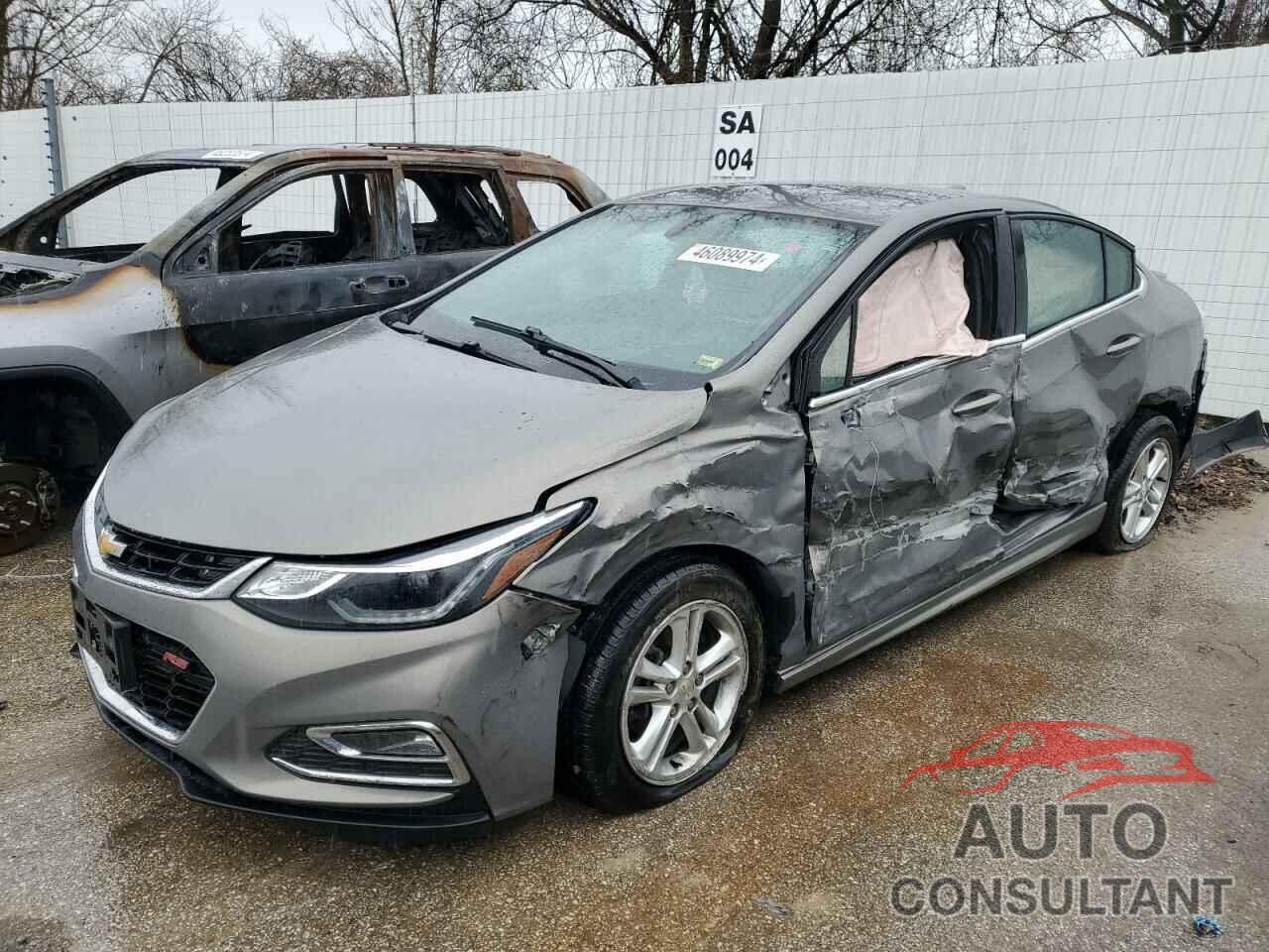 CHEVROLET CRUZE 2018 - 1G1BE5SM4J7154283