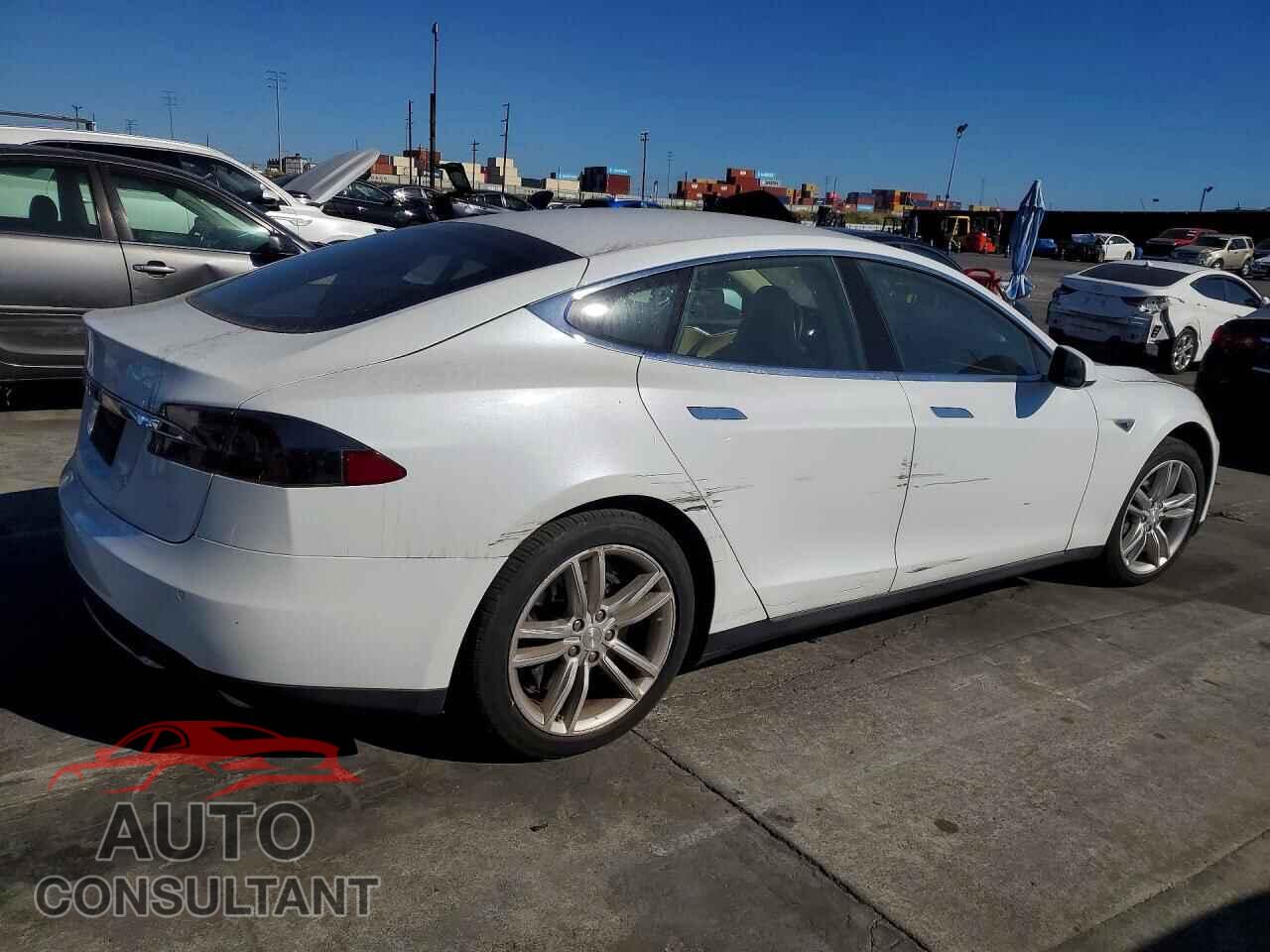 TESLA MODEL S 2014 - 5YJSA1H16EFP44882