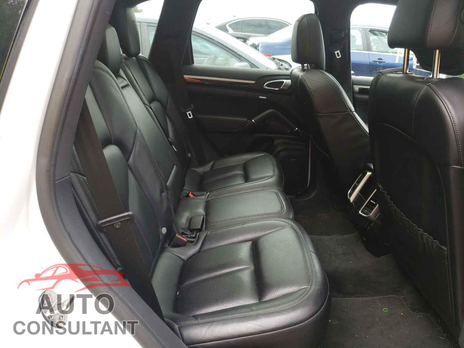 PORSCHE CAYENNE 2017 - WP1AE2A23HLA71638
