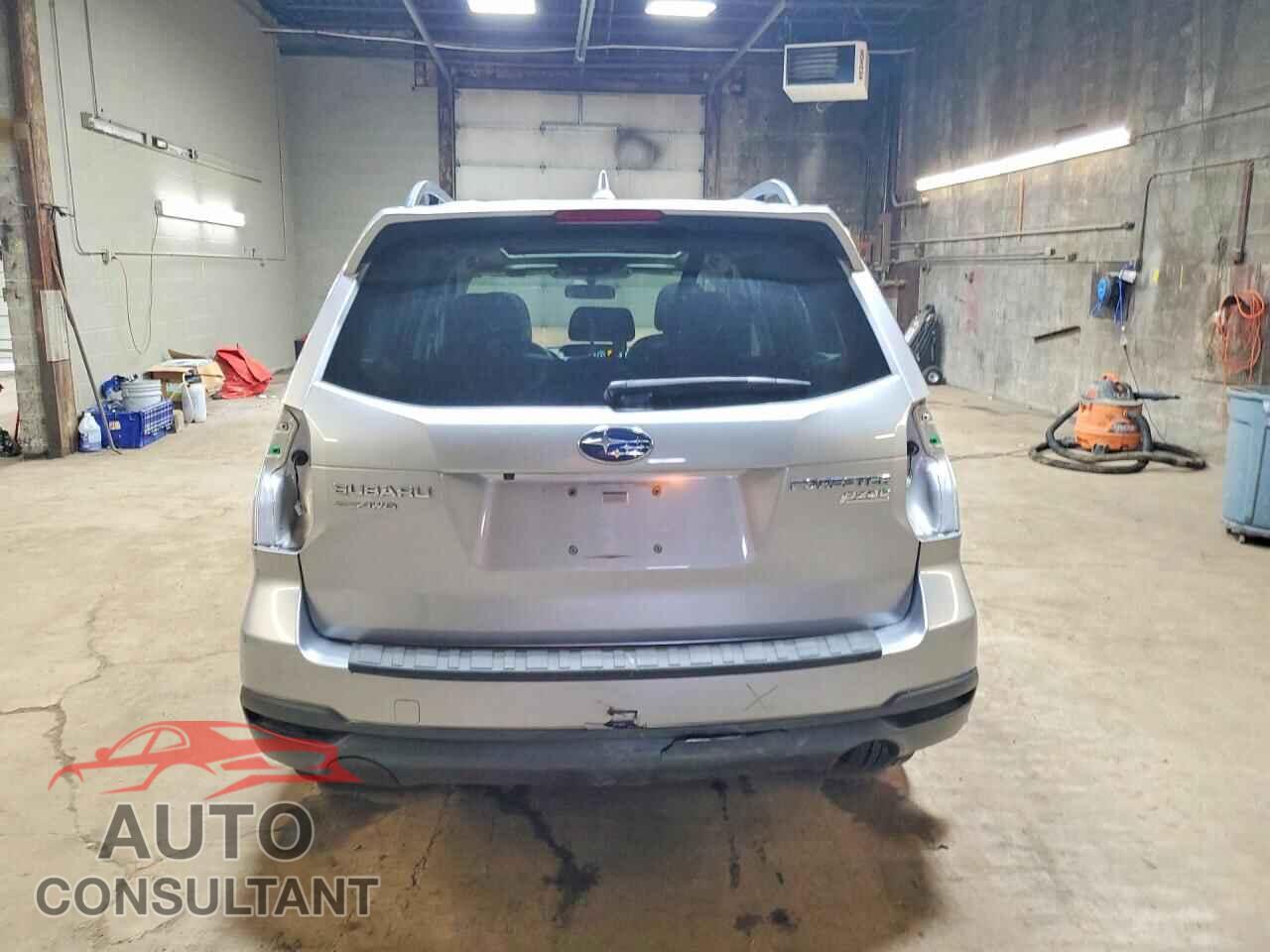 SUBARU FORESTER 2017 - JF2SJAEC6HH542541