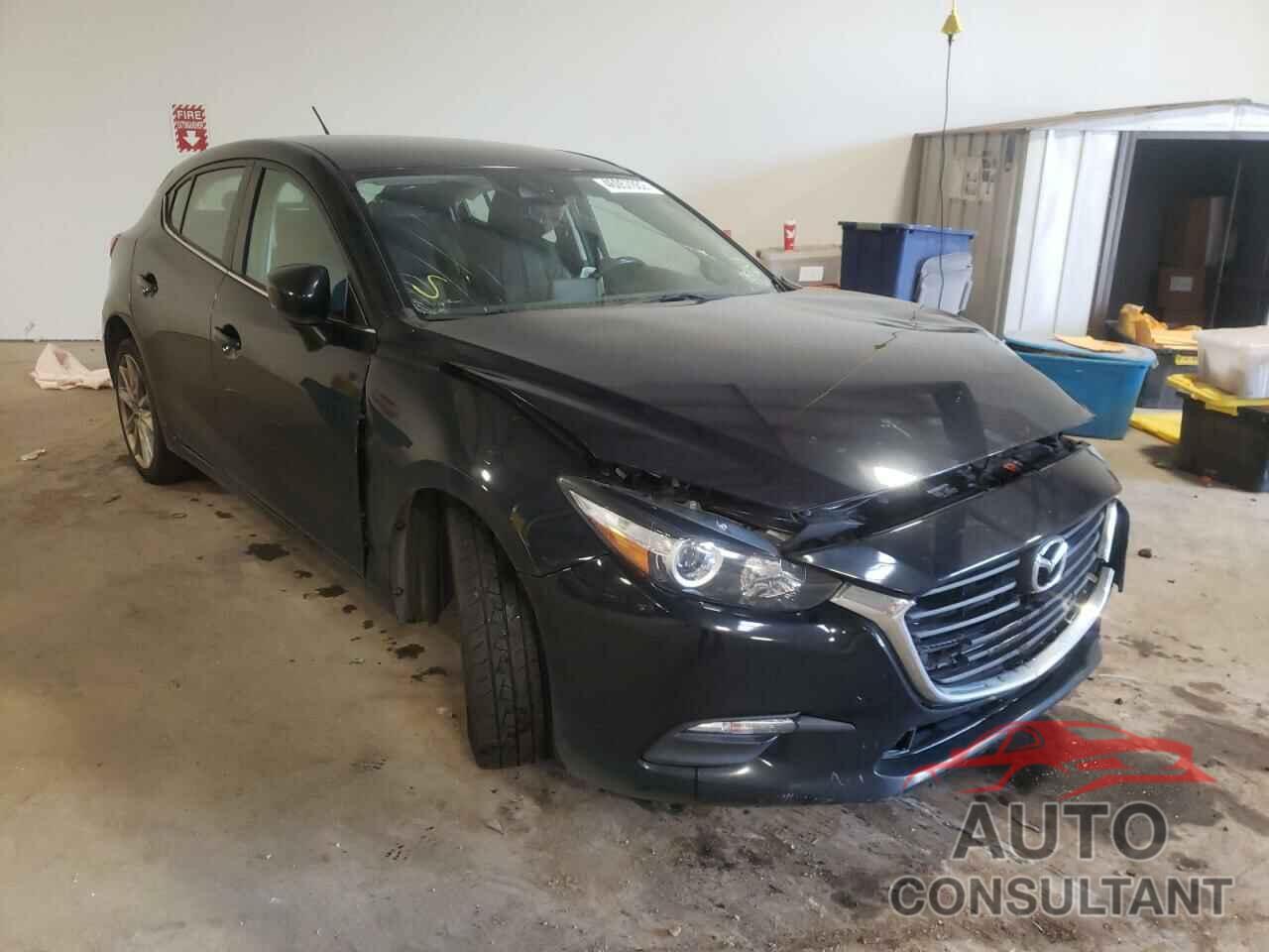 MAZDA 3 2017 - 3MZBN1L72HM134510