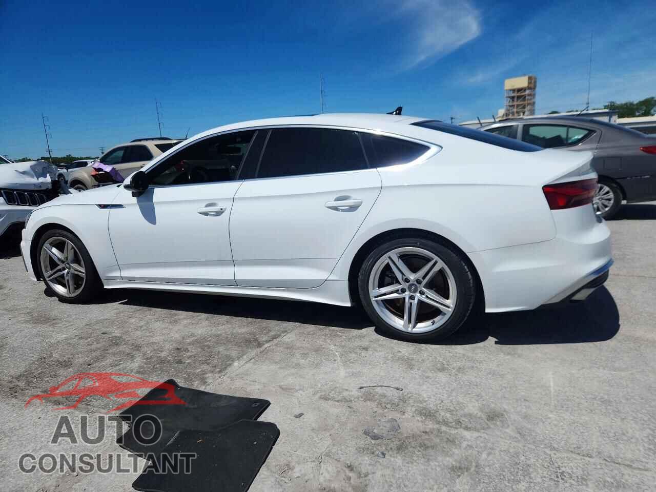 AUDI A5 2021 - WAUDACF59MA012941