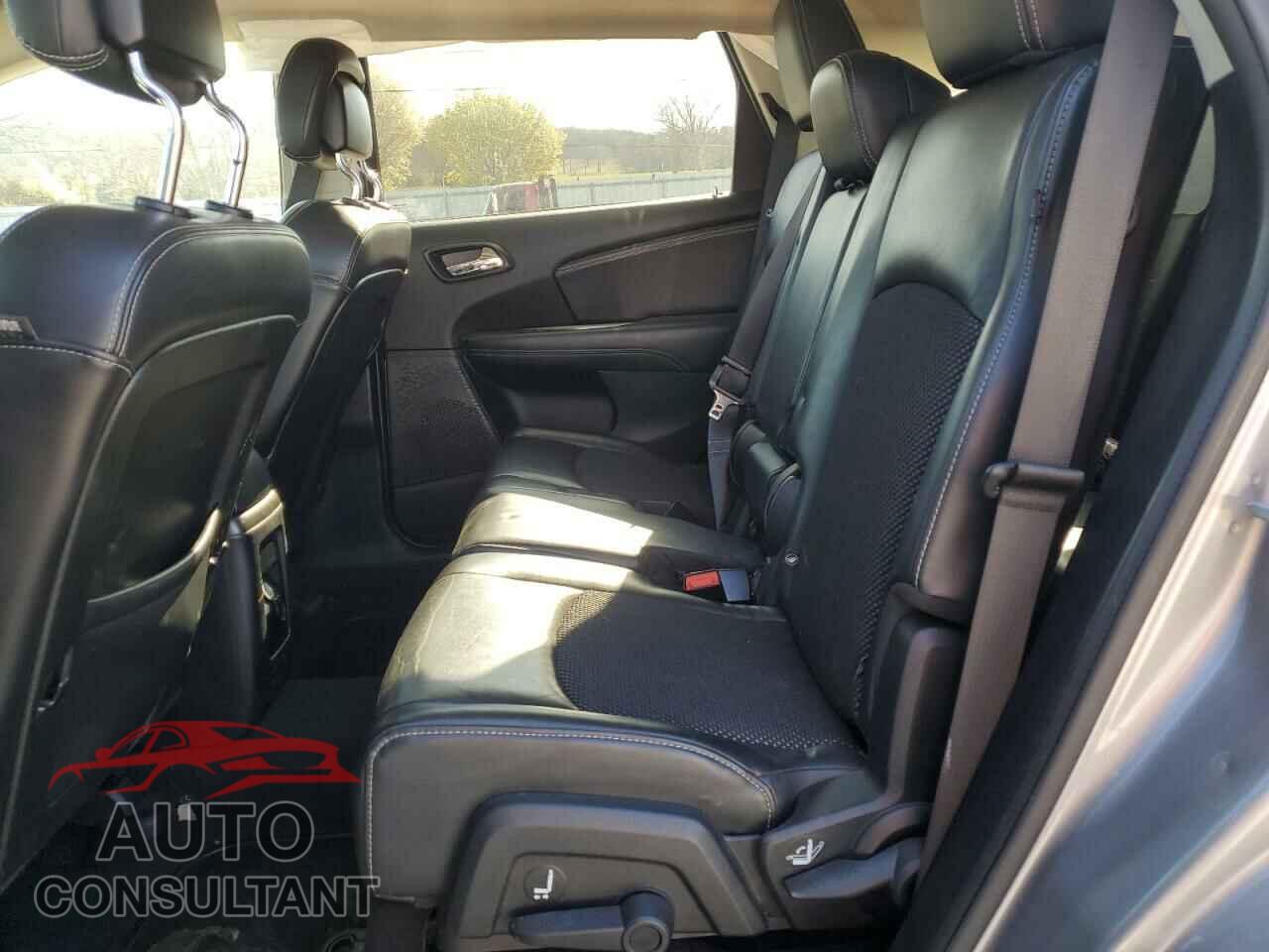 DODGE JOURNEY 2017 - 3C4PDCGG7HT537132