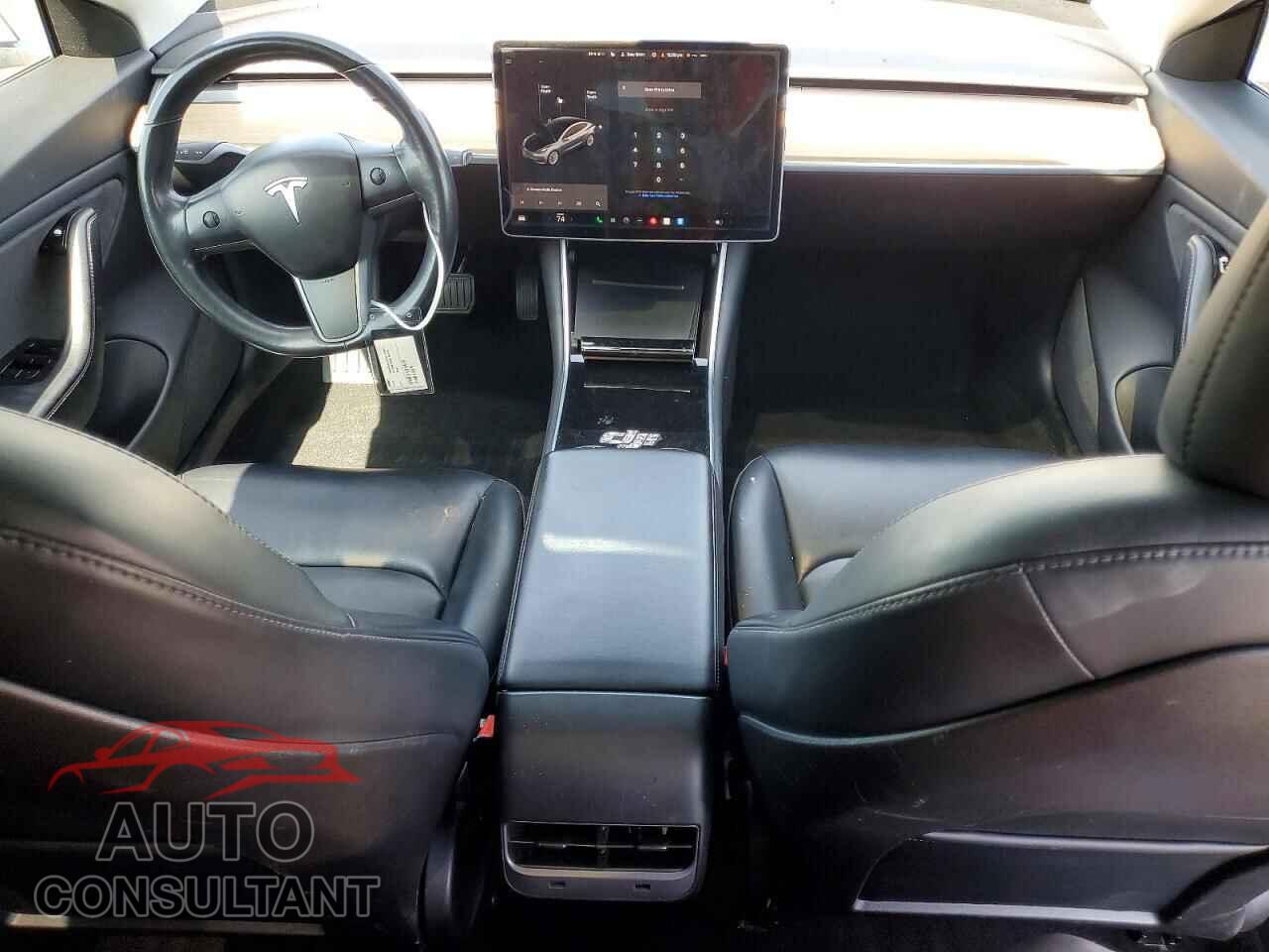 TESLA MODEL 3 2018 - 5YJ3E1EA4JF038663