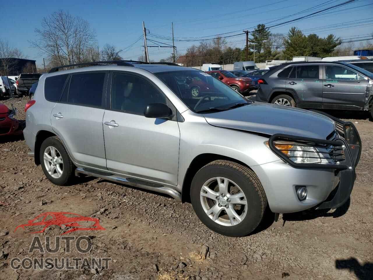 TOYOTA RAV4 2012 - JTMBF4DV6C5055175