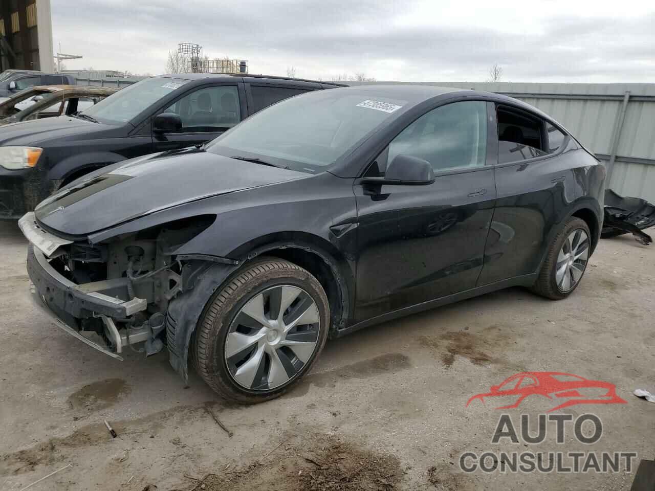 TESLA MODEL Y 2024 - 7SAYGDEE4RF024829