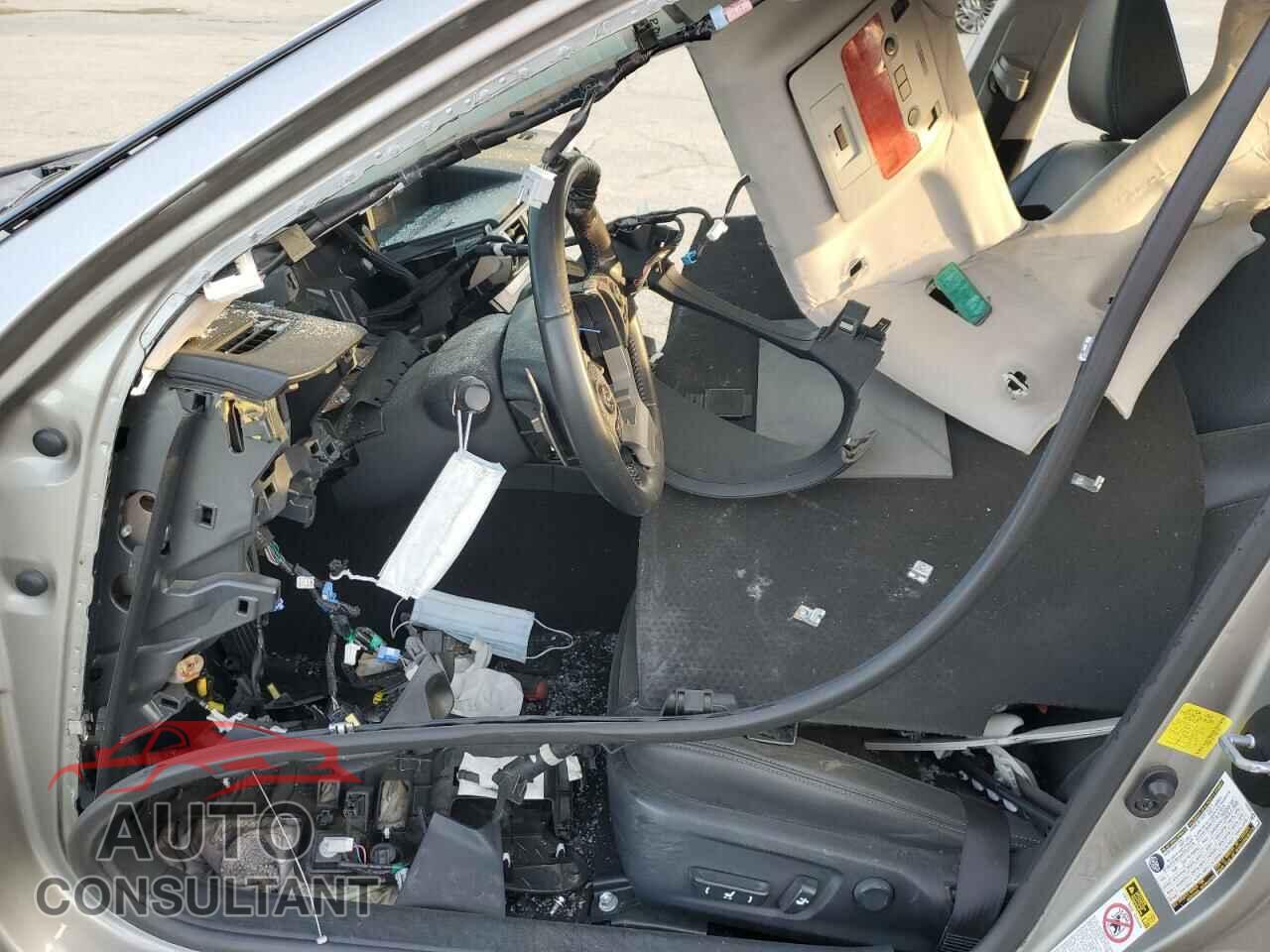 LEXUS IS 2015 - JTHBF1D27F5063745