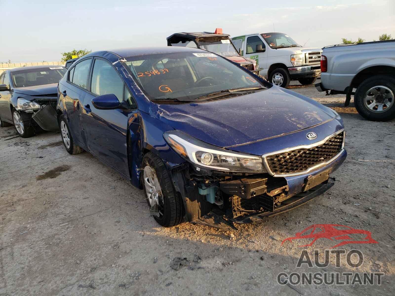 KIA FORTE 2018 - 3KPFK4A70JE254839