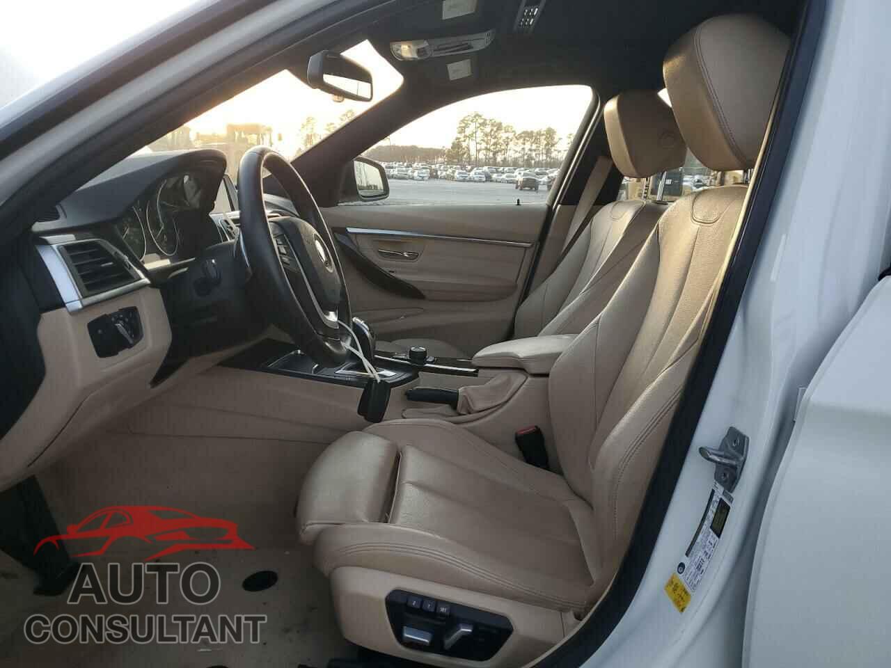 BMW 3 SERIES 2016 - WBA8E9G54GNU27704