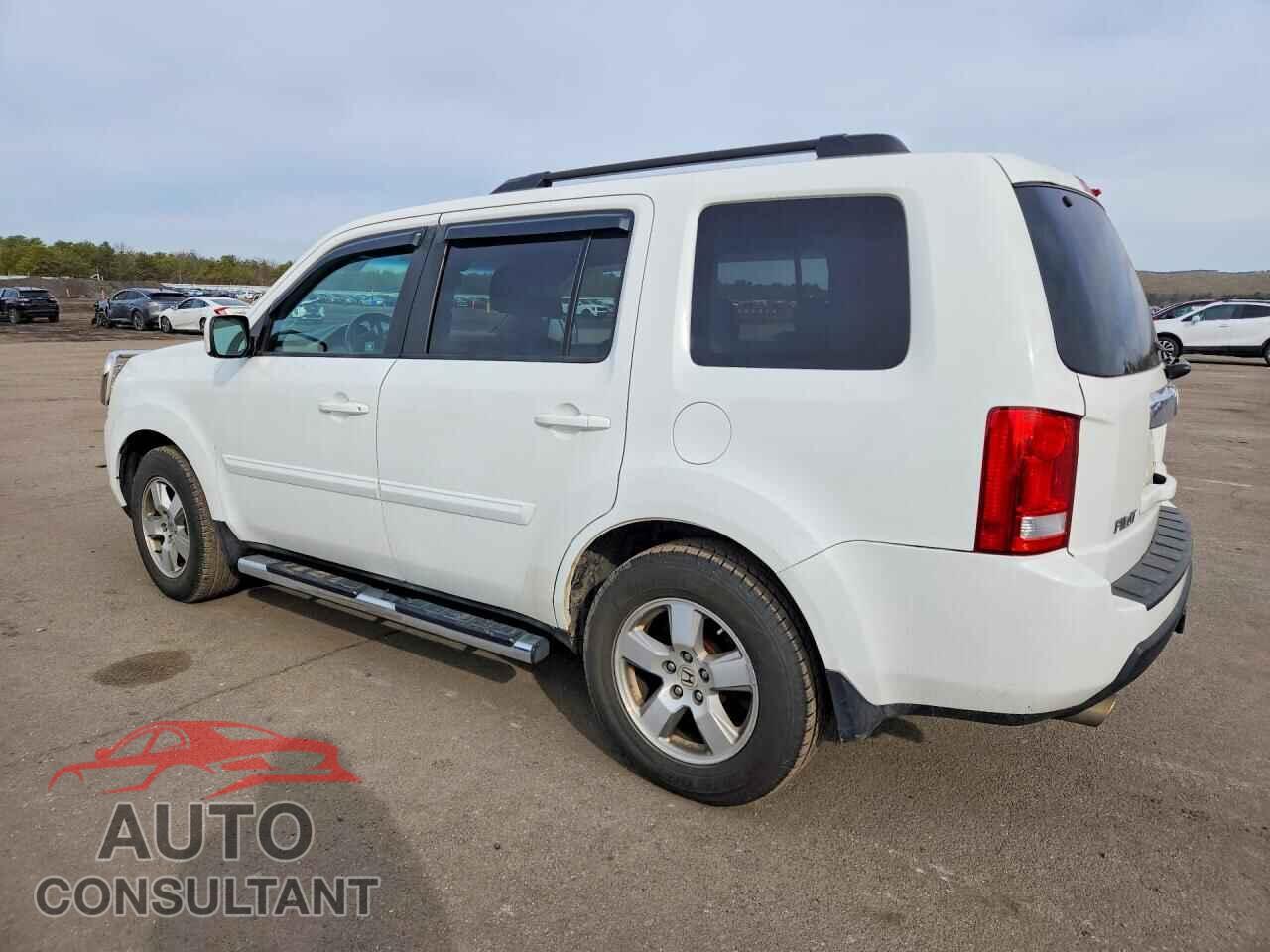 HONDA PILOT 2011 - 5FNYF4H59BB085563