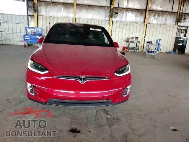 TESLA MODEL X 2017 - 5YJXCAE22HF076225