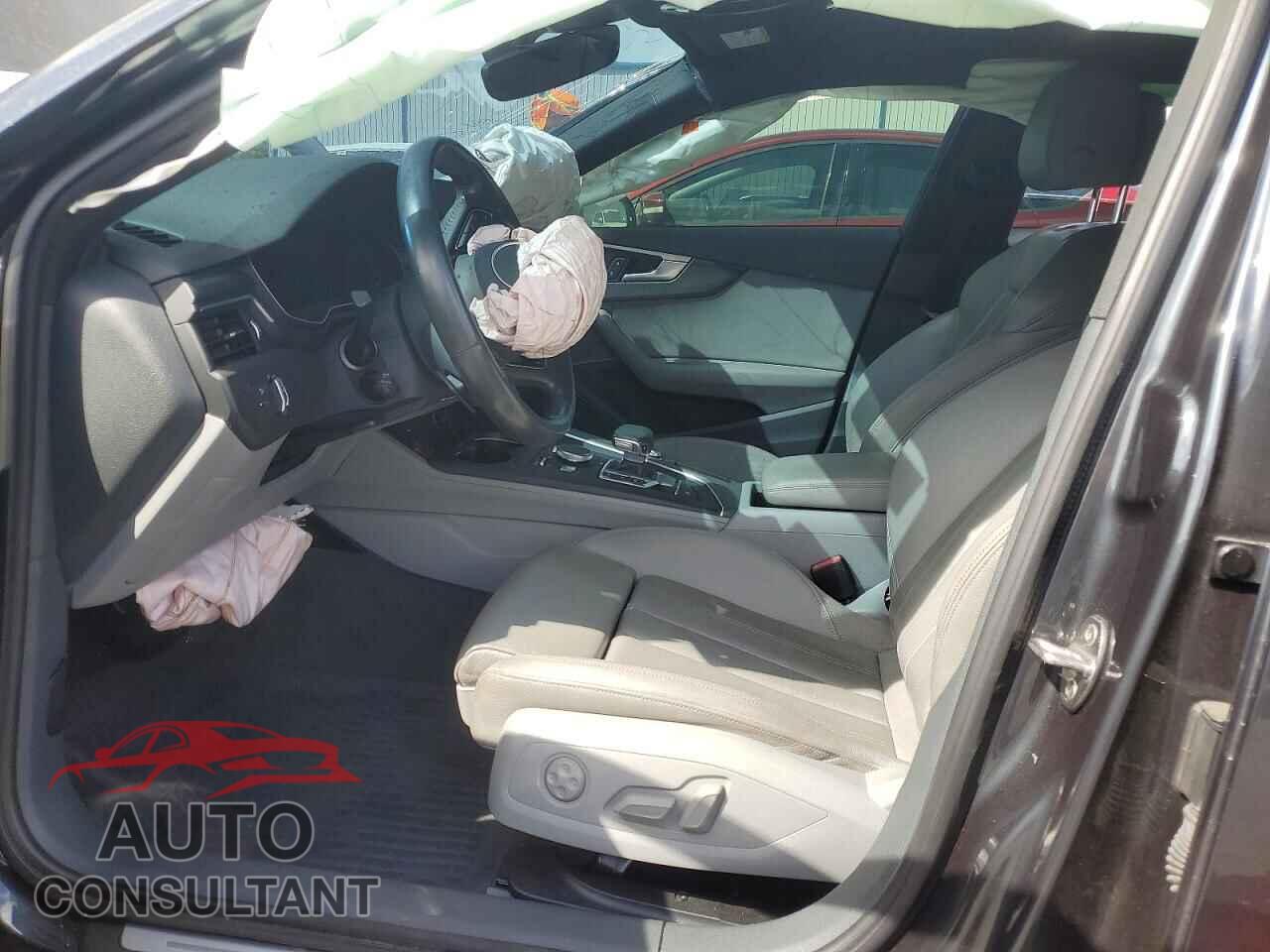 AUDI A4 2018 - WAULMAF44JA204312