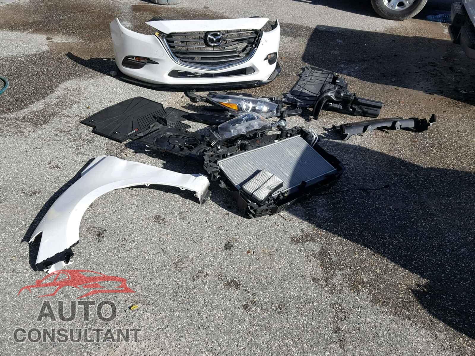 MAZDA 3 2017 - 3MZBN1U78HM114910