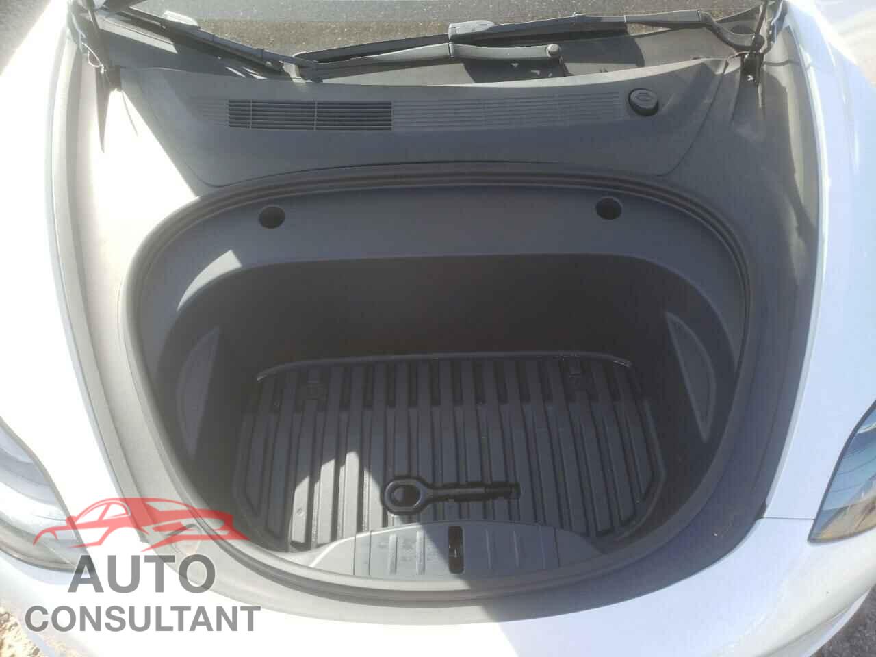 TESLA MODEL 3 2023 - 5YJ3E1EA3PF428355