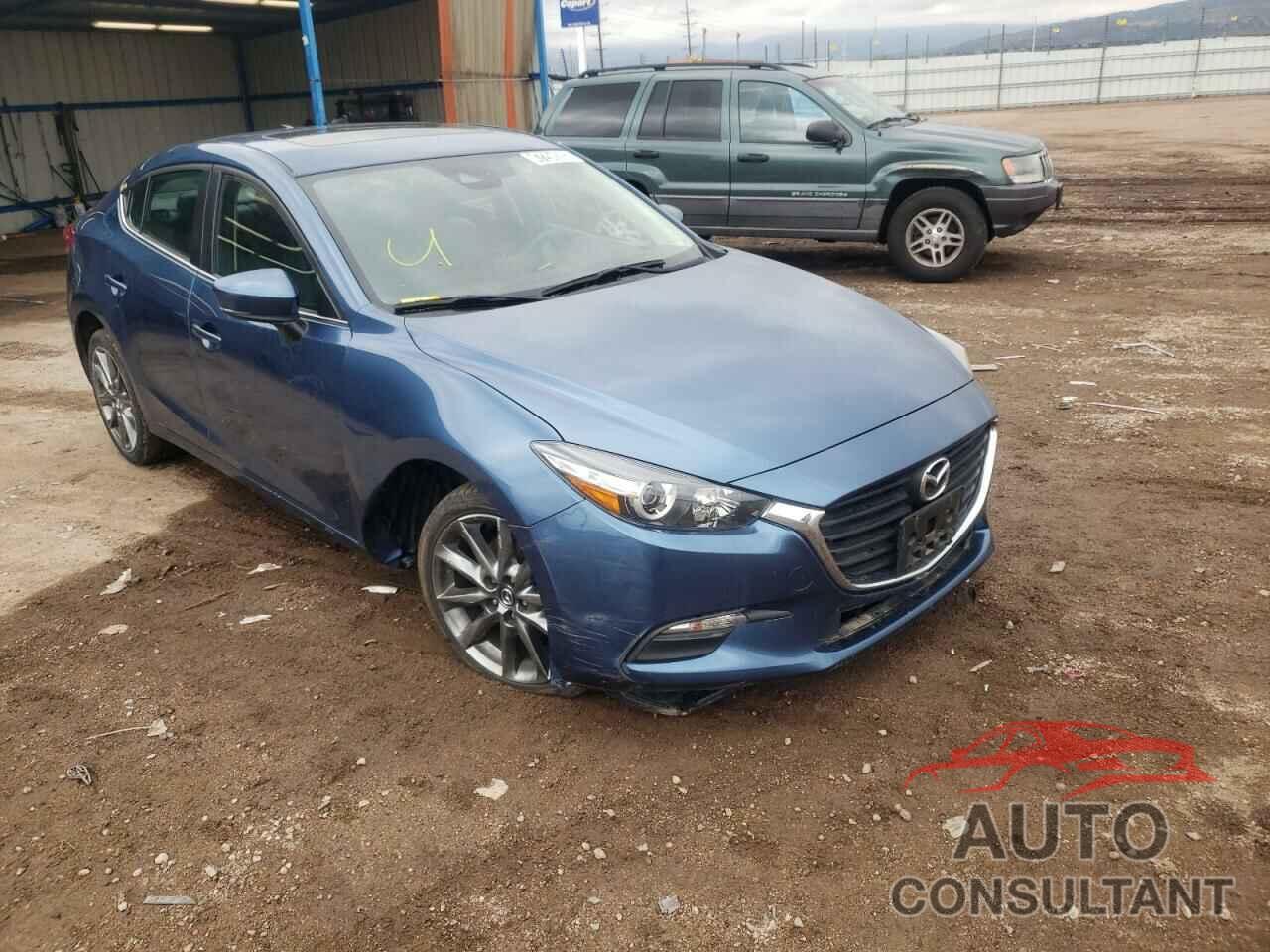 MAZDA 3 2018 - 3MZBN1V35JM230874