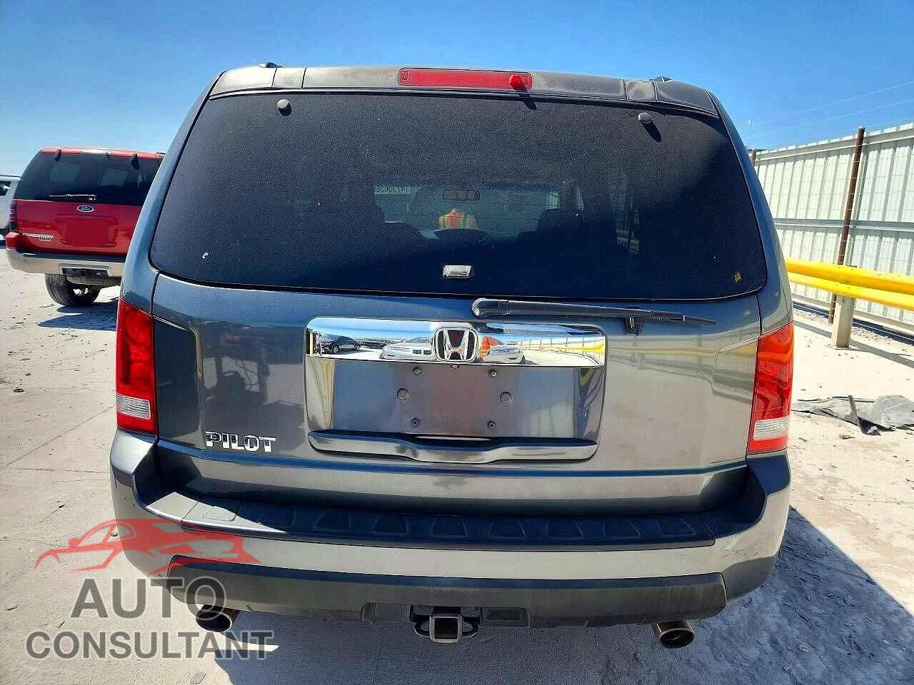 HONDA PILOT 2011 - 5FNYF3H55BB014371