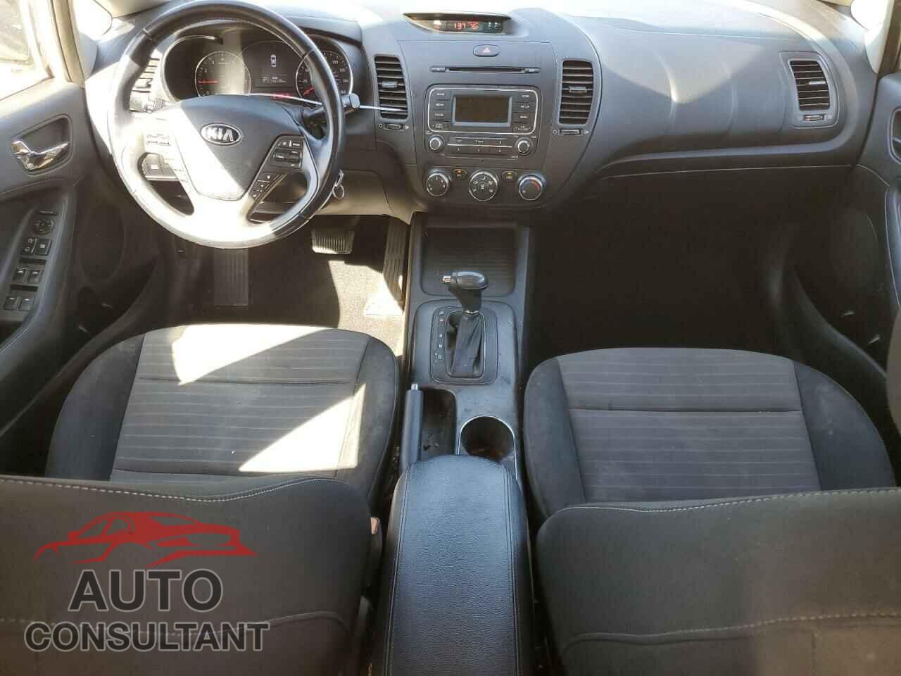 KIA FORTE 2015 - KNAFX4A89F5282004