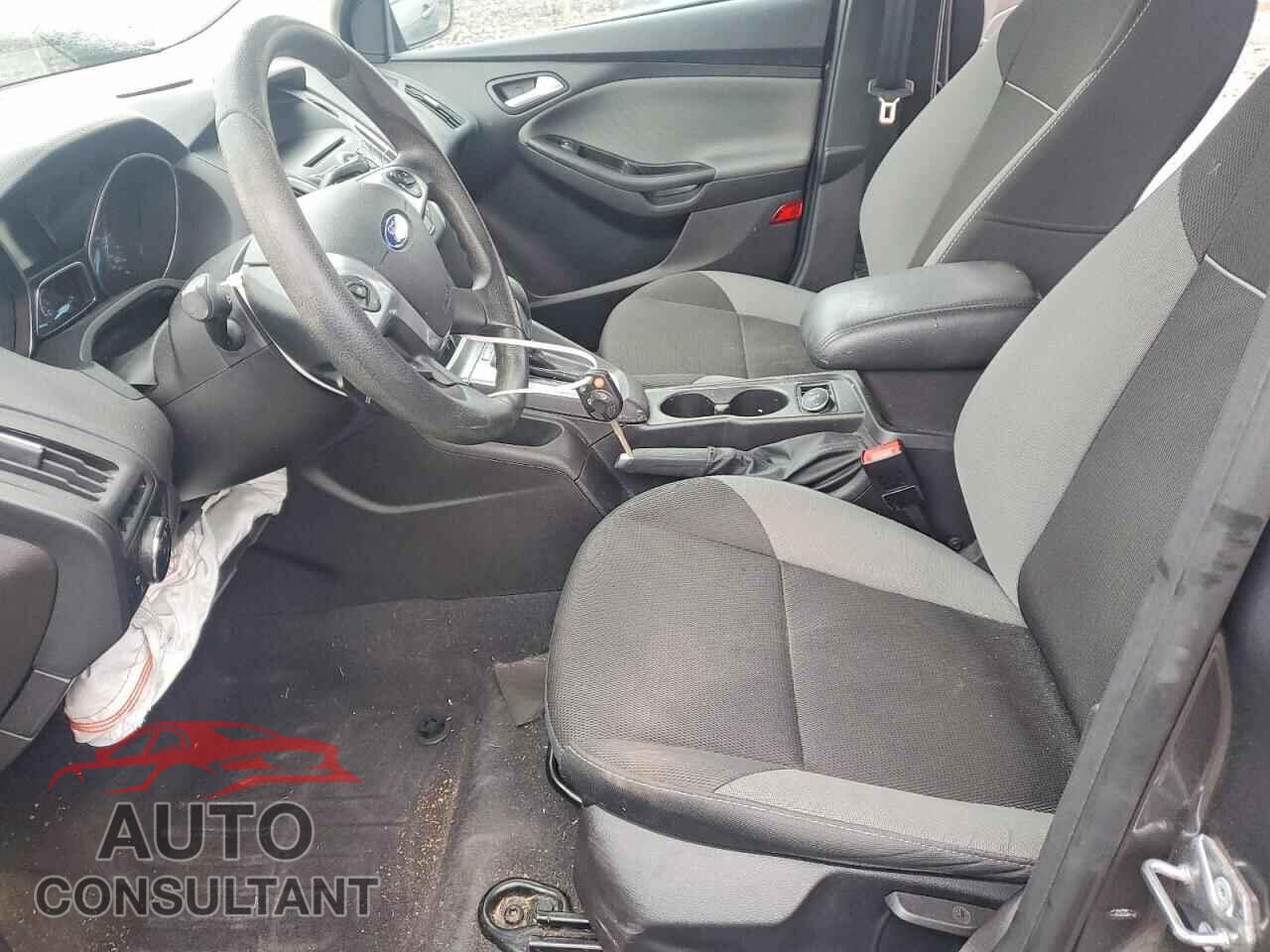 FORD FOCUS 2014 - 1FADP3K28EL425295