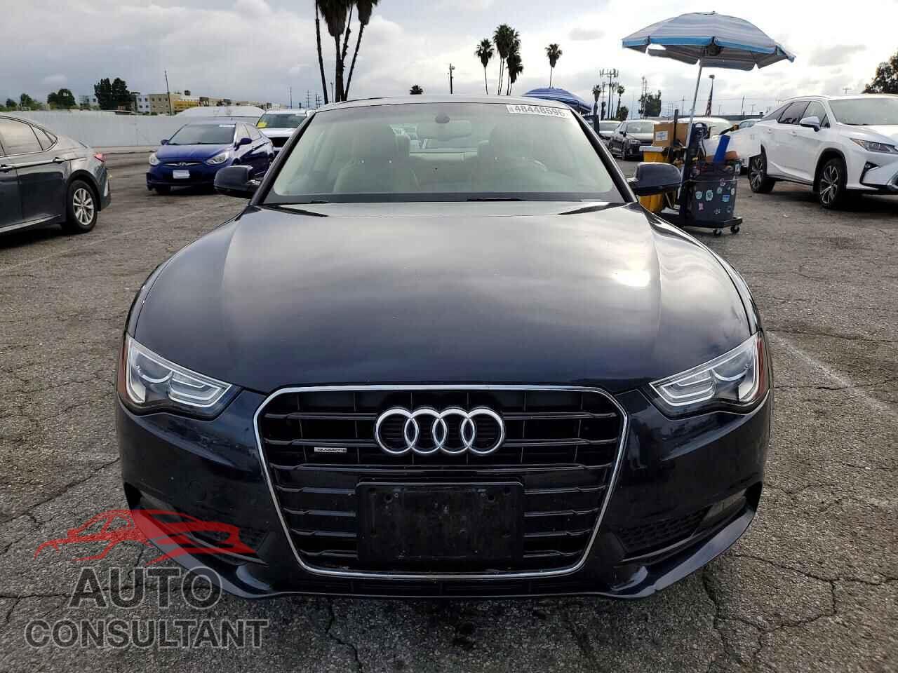 AUDI A5 2014 - WAULFAFR0EA022800