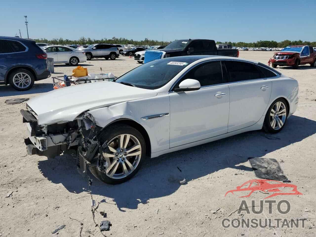 JAGUAR XJ 2011 - SAJWA2GB9BLV16242