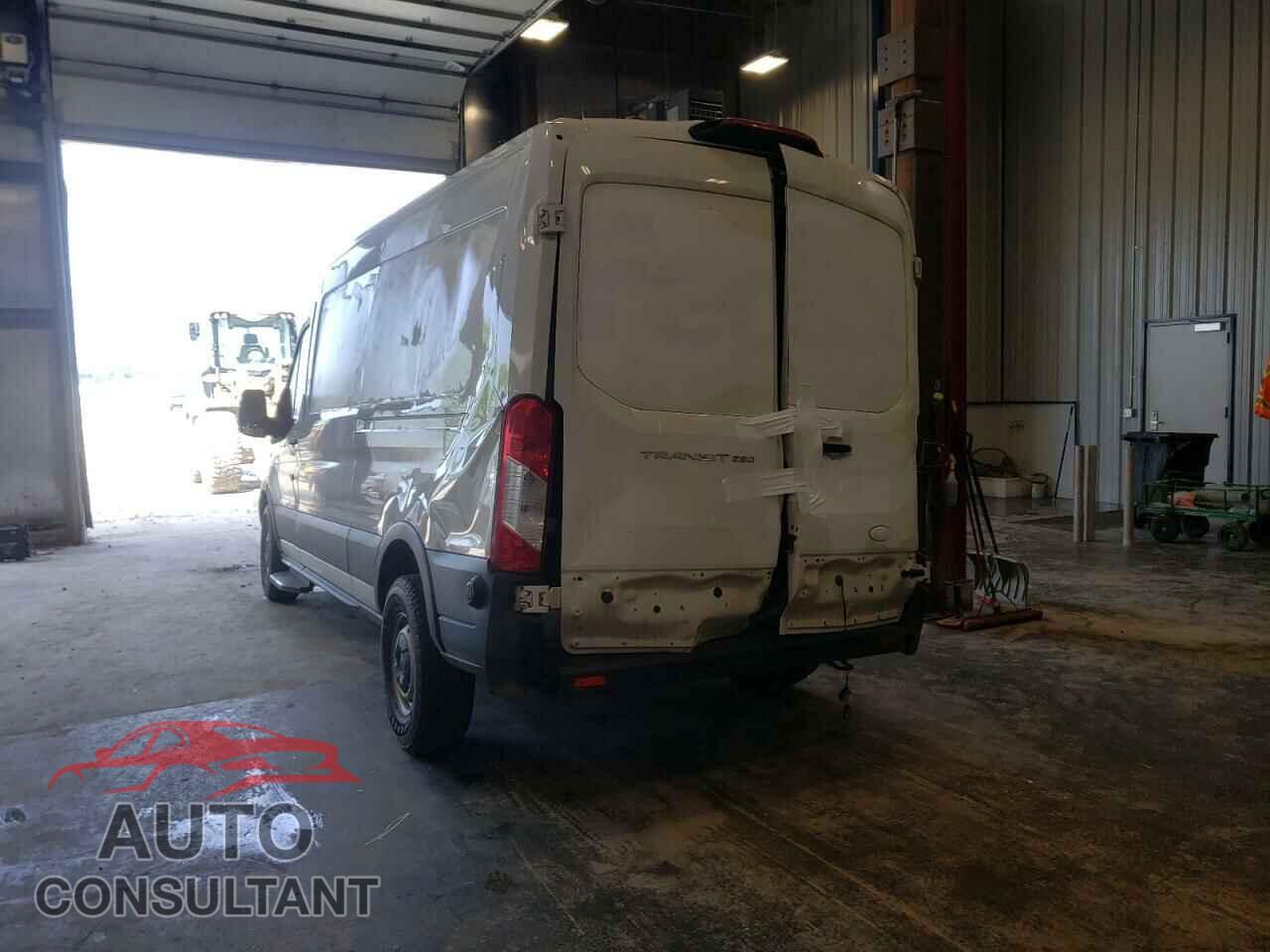 FORD TRANSIT 2019 - 1FTYR2CMXKKA76187