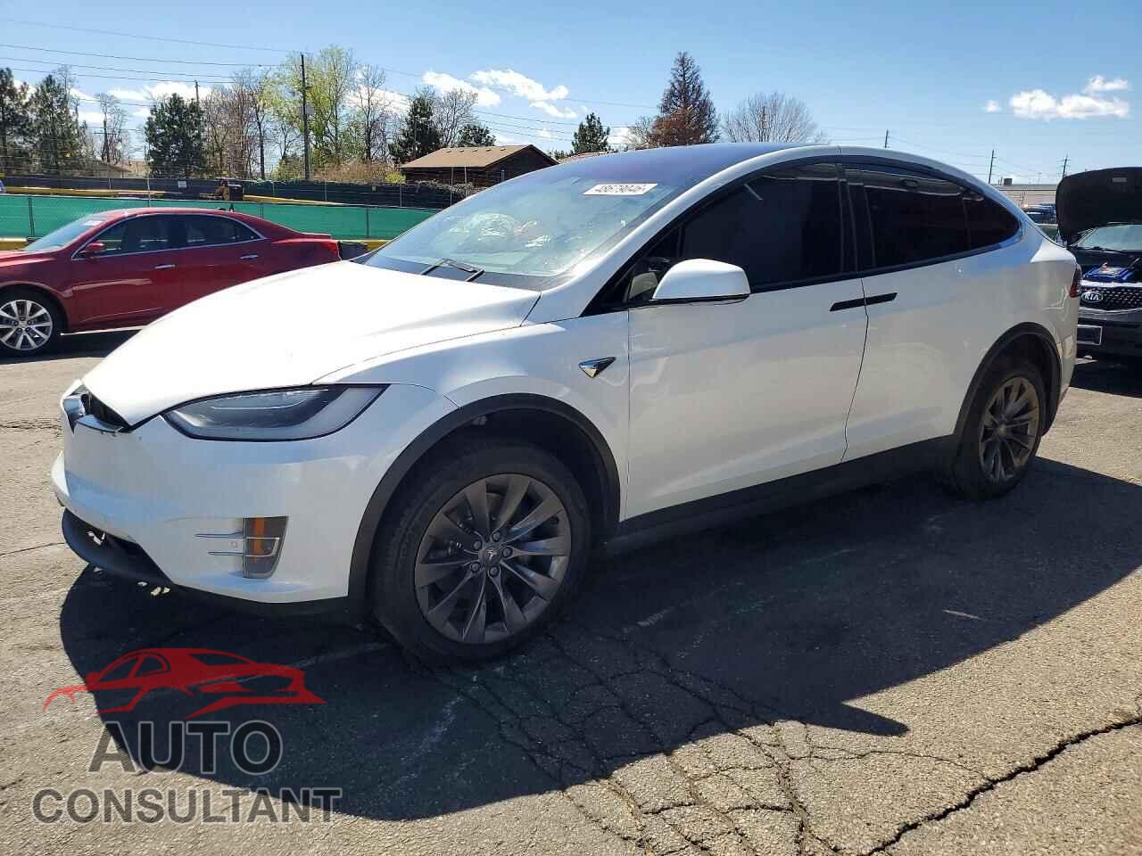 TESLA MODEL X 2017 - 5YJXCBE20HF060739