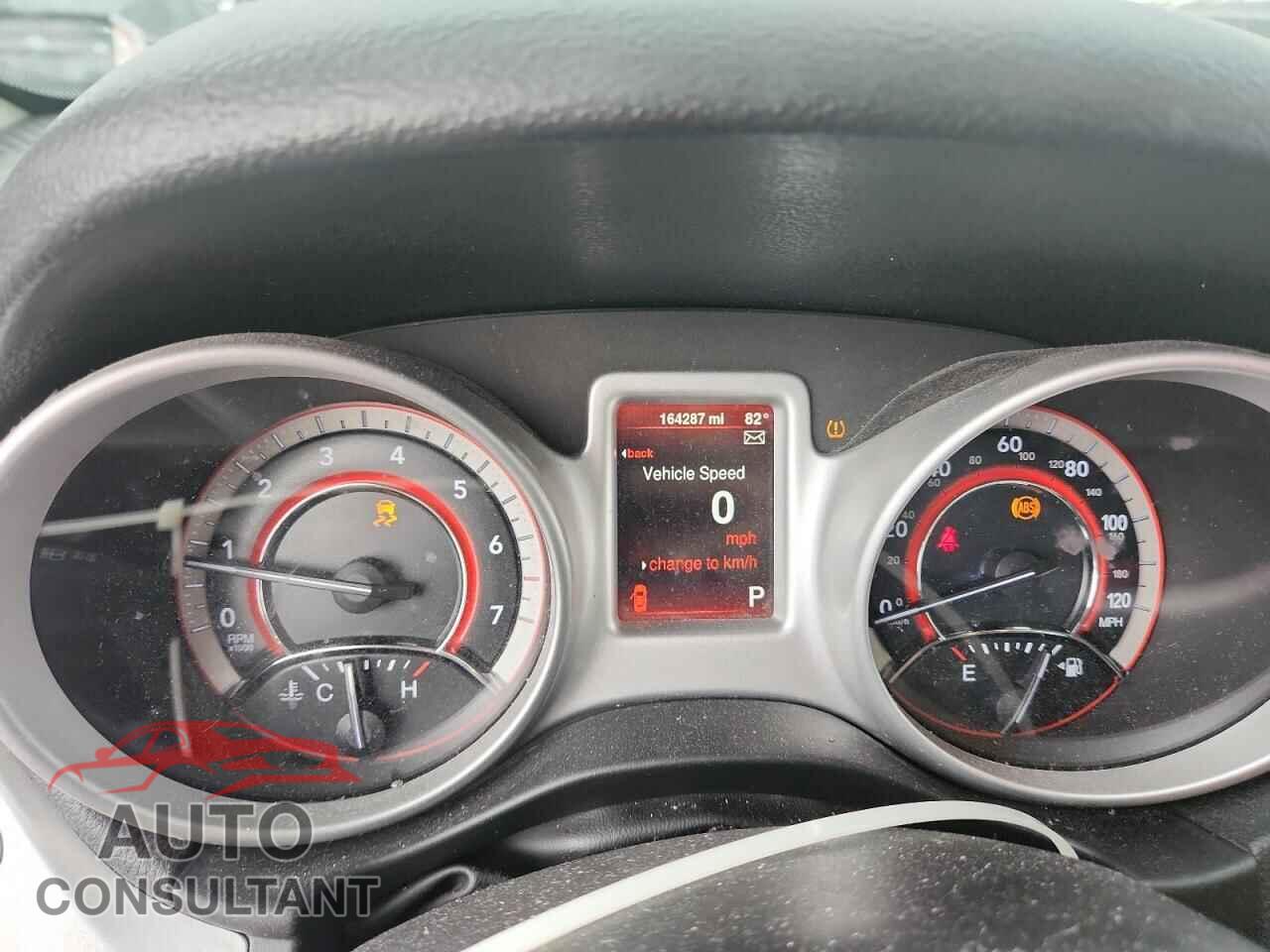 DODGE JOURNEY 2015 - 3C4PDCBG8FT726831