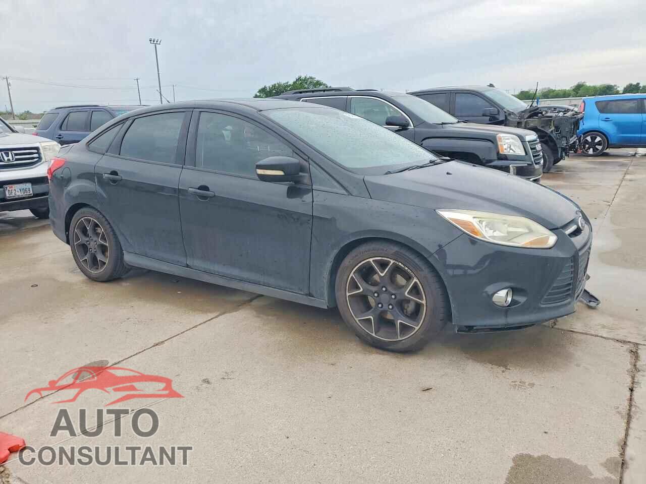 FORD FOCUS 2014 - 1FADP3F29EL243096