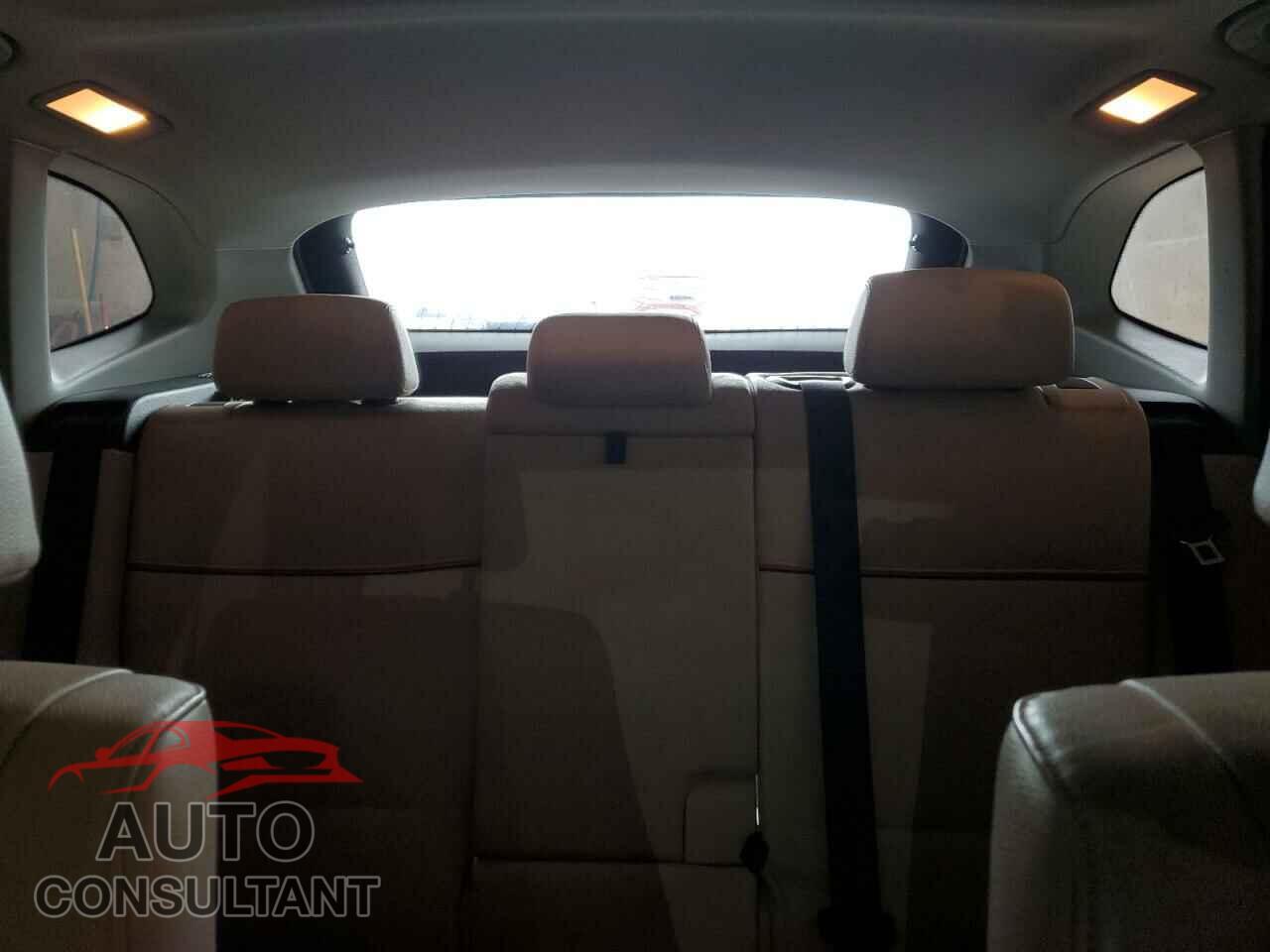BMW X1 2013 - WBAVL1C55DVR87372
