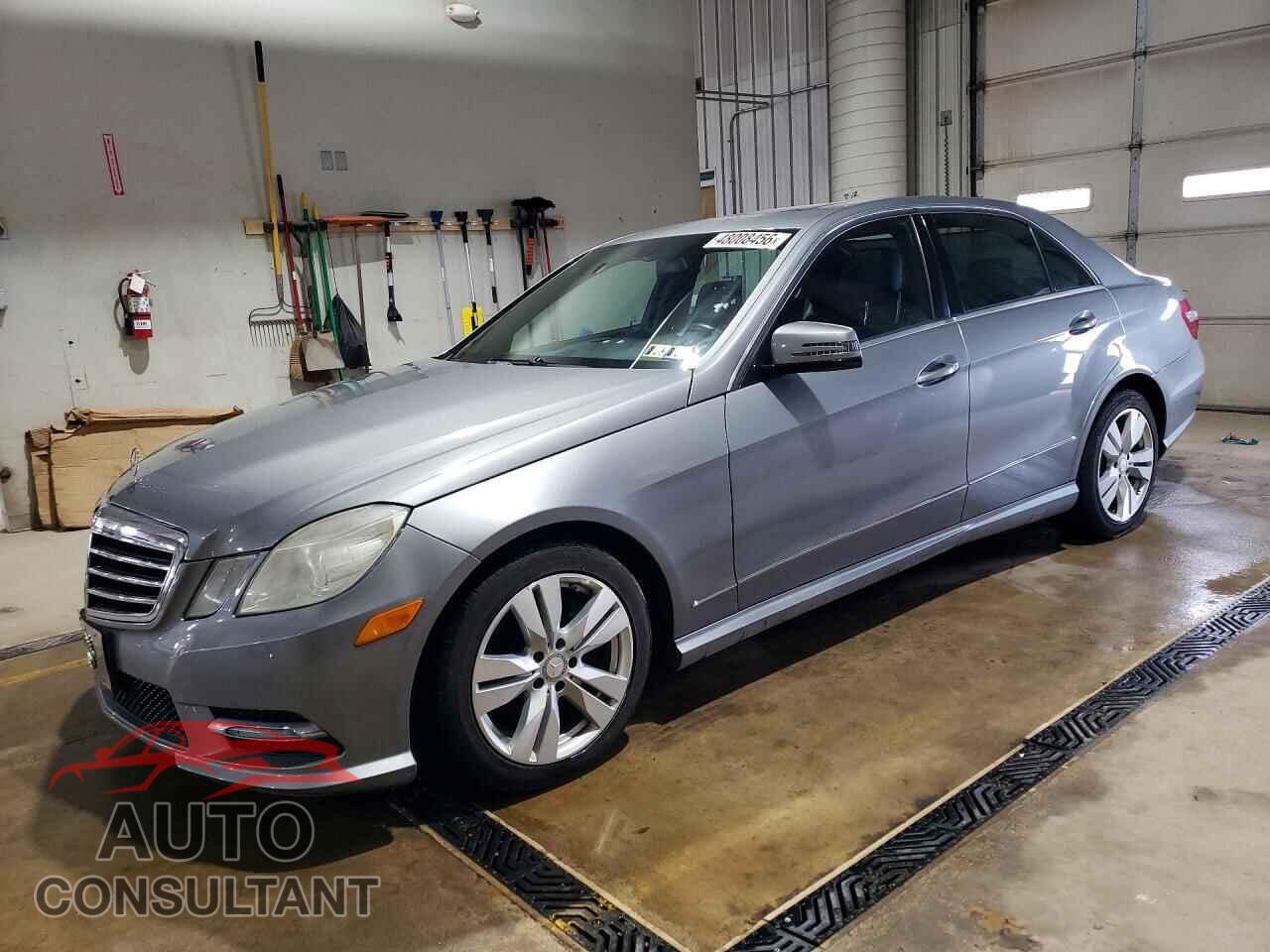 MERCEDES-BENZ E-CLASS 2013 - WDDHF9FB8DA738200