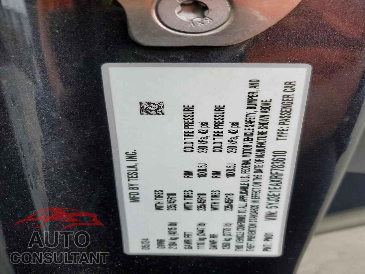 TESLA MODEL 3 2024 - 5YJ3E1EAXRF783610
