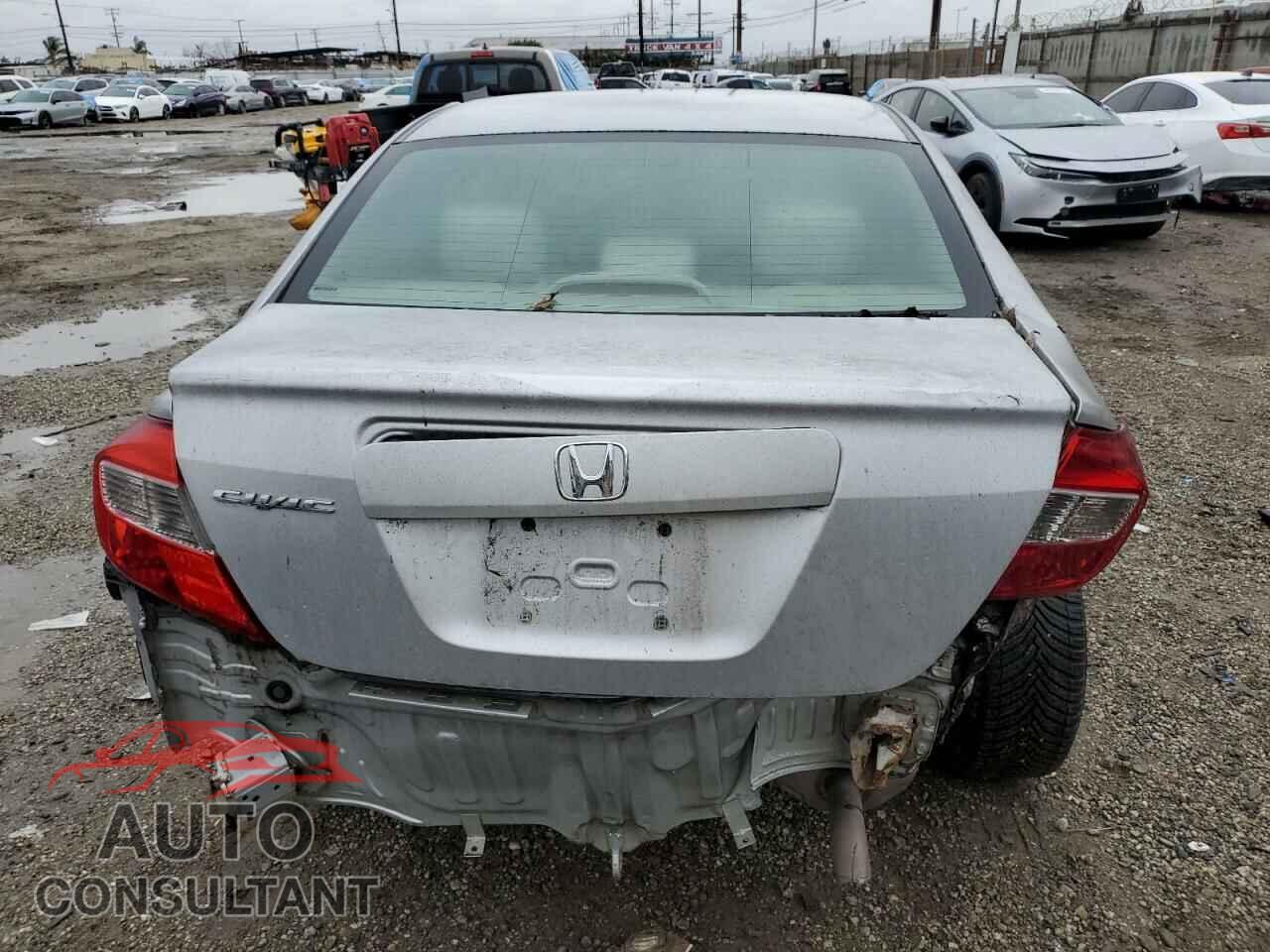 HONDA CIVIC 2012 - 2HGFB2F57CH609364