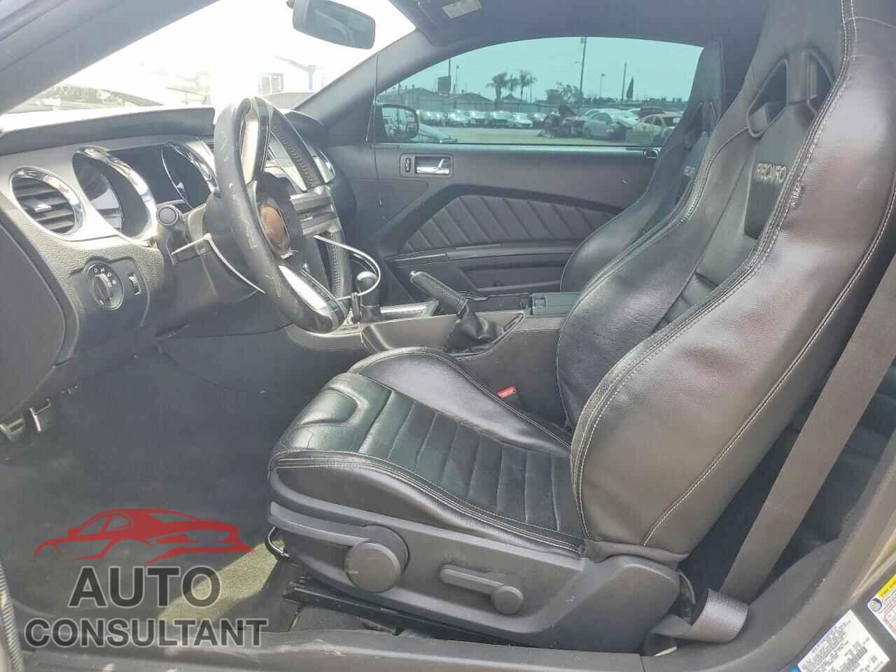 FORD MUSTANG 2013 - 1ZVBP8CF3D5265052