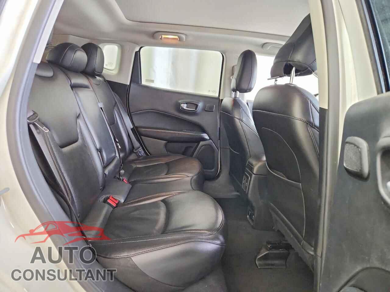 JEEP COMPASS 2021 - 3C4NJDCB8MT586155