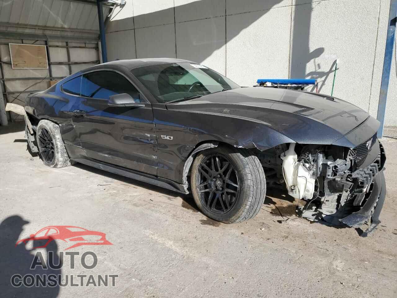 FORD MUSTANG 2020 - 1FA6P8CF0L5187922