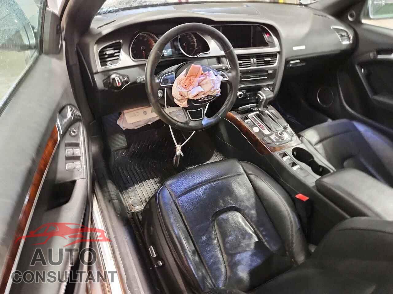 AUDI A5 2013 - WAUVFAFH1DN000652