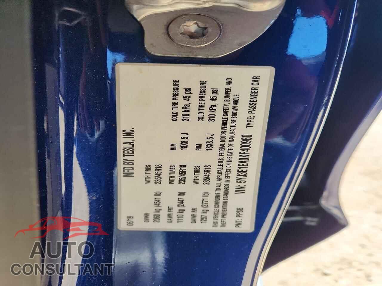TESLA MODEL 3 2019 - 5YJ3E1EA0KF400960
