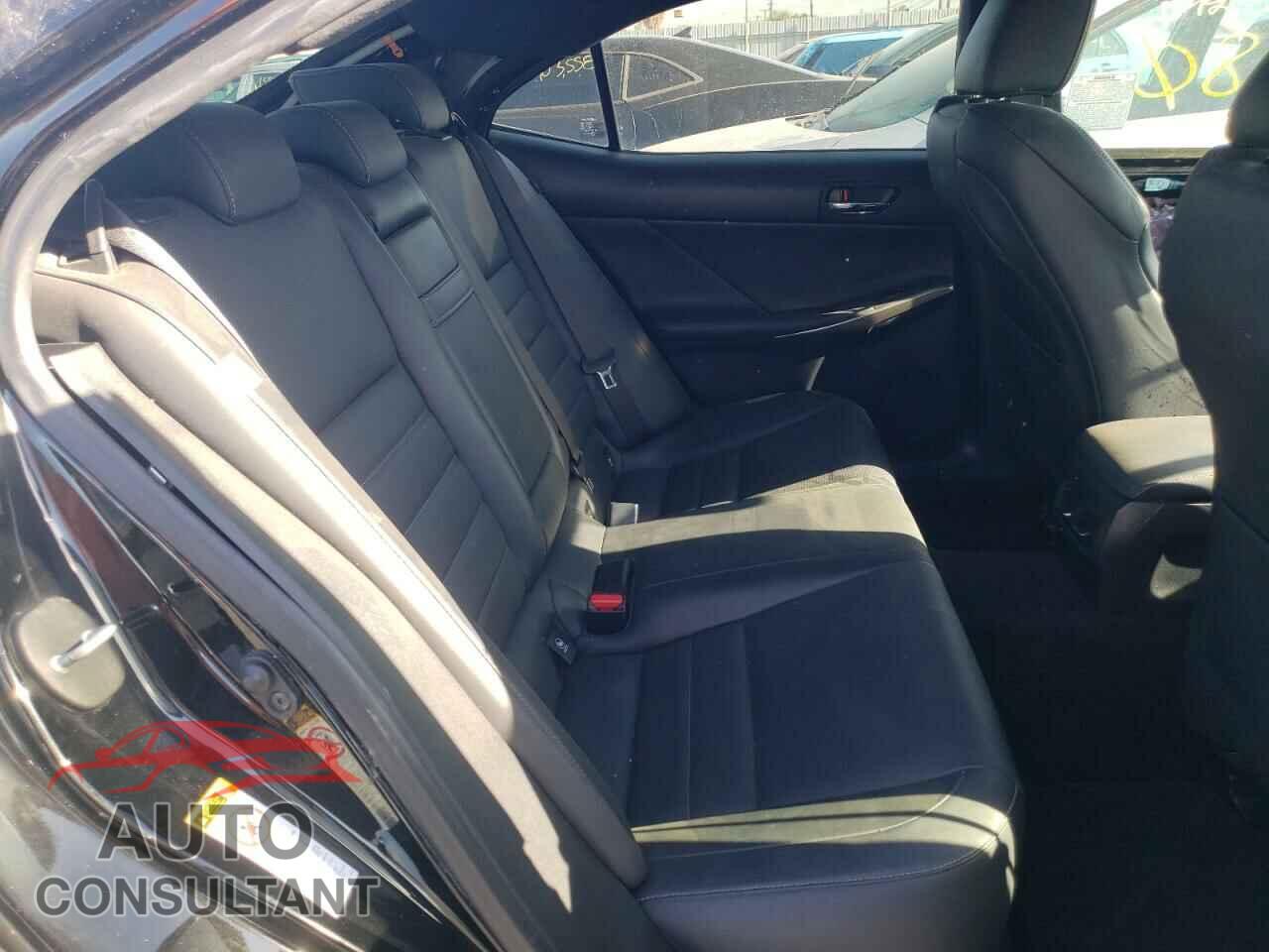 LEXUS IS 2016 - JTHBA1D2XG5010943