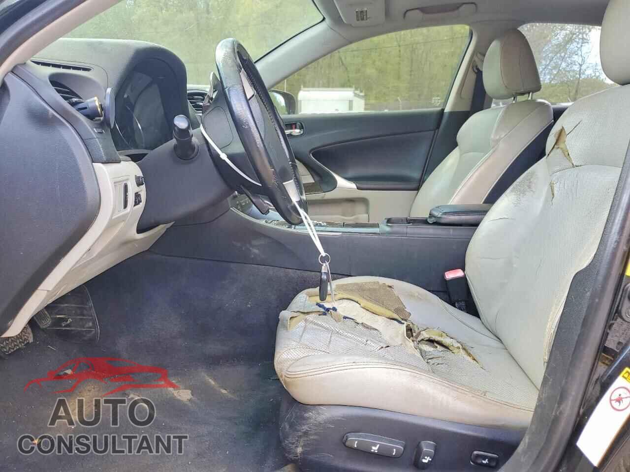 LEXUS IS 2013 - JTHBF5C26D5189181
